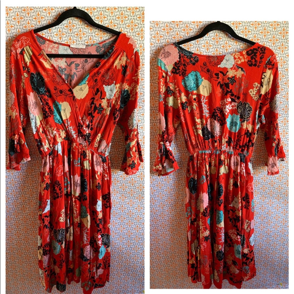 Le Lis Floral Dress